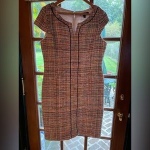 Brooks brothers size 12 fun colors with a little sparkle dress